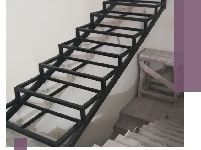 Демонтаж лестниц на металлокаркасе в Новодвинске: быстрый вывоз и разбор