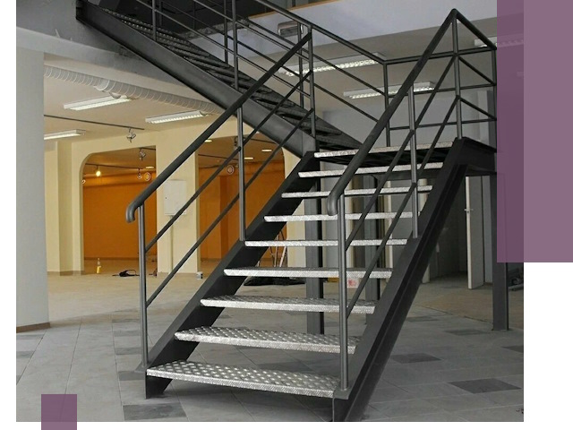 Лестницы для офиса в Новодвинске: изготовление, монтаж, демонтаж