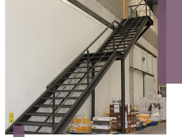 Лестницы для производства в Новодвинске — изготовление и монтаж