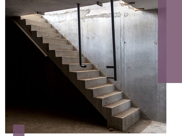 Изготовление и монтаж лестниц в подвале в Новодвинске
